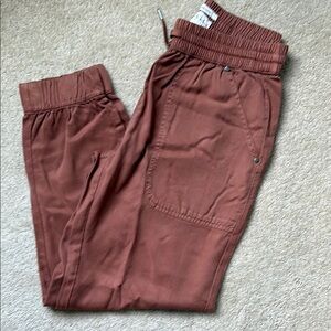 Nicole Miller Rust Ankle Pants
